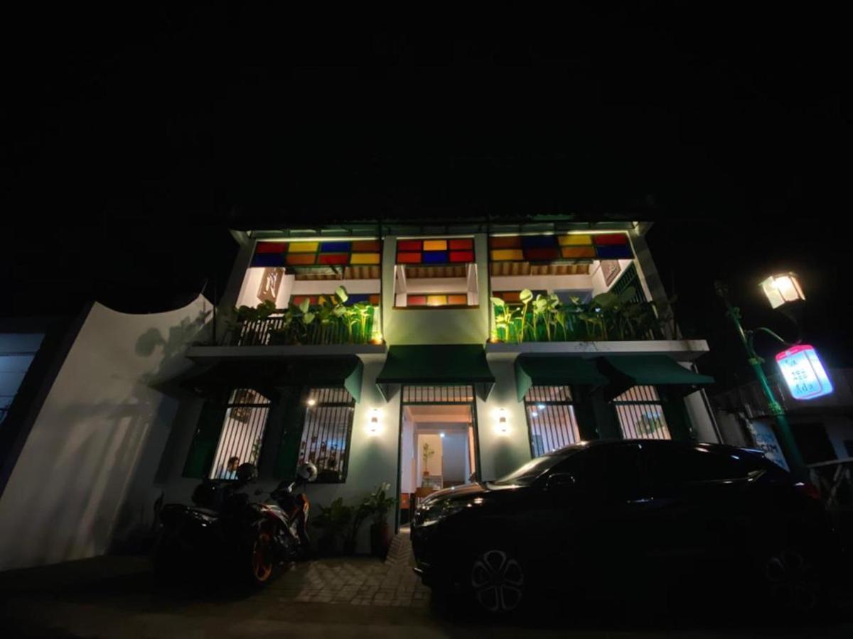 يوغياكارتا Javaku Hostel المظهر الخارجي الصورة